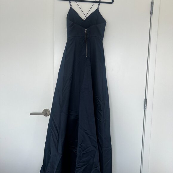 Alice and Olivia Navy Gown with Full Skirt and Slit, Size 0 - Picture 4 of 6